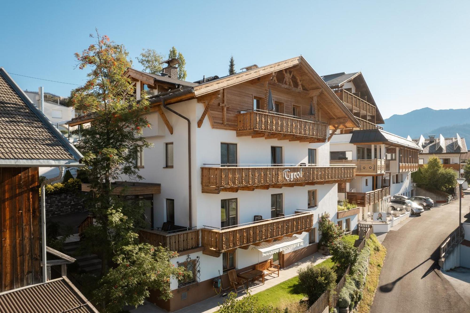 Apart Tyrol Inkl Der Super Sommer Card Im Sommer 2025 Серфаус Экстерьер фото